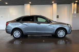 LADA VESTA