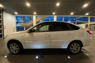 LADA GRANTA