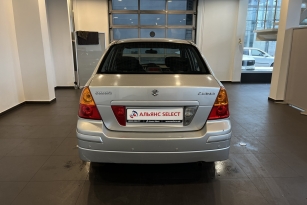 SUZUKI LIANA