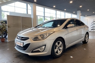 HYUNDAI i 40