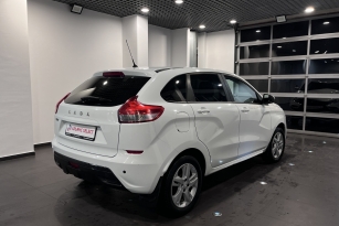 LADA XRAY