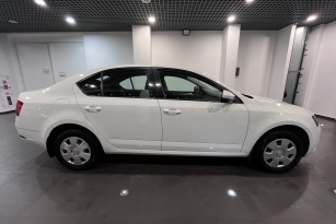 SKODA OKTAVIA