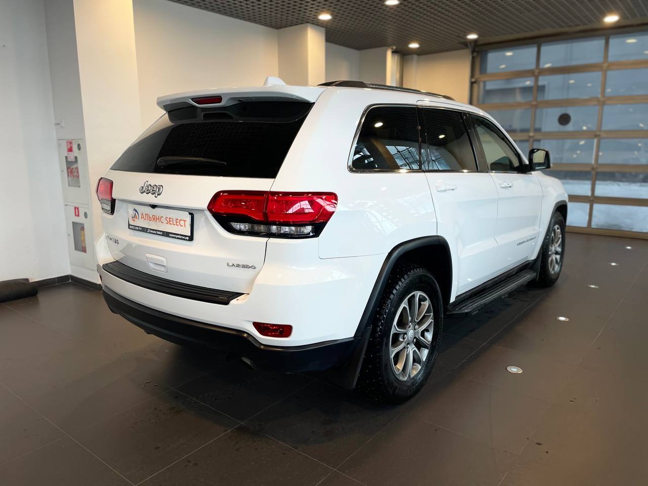 JEEP GRAND CHEROKEE