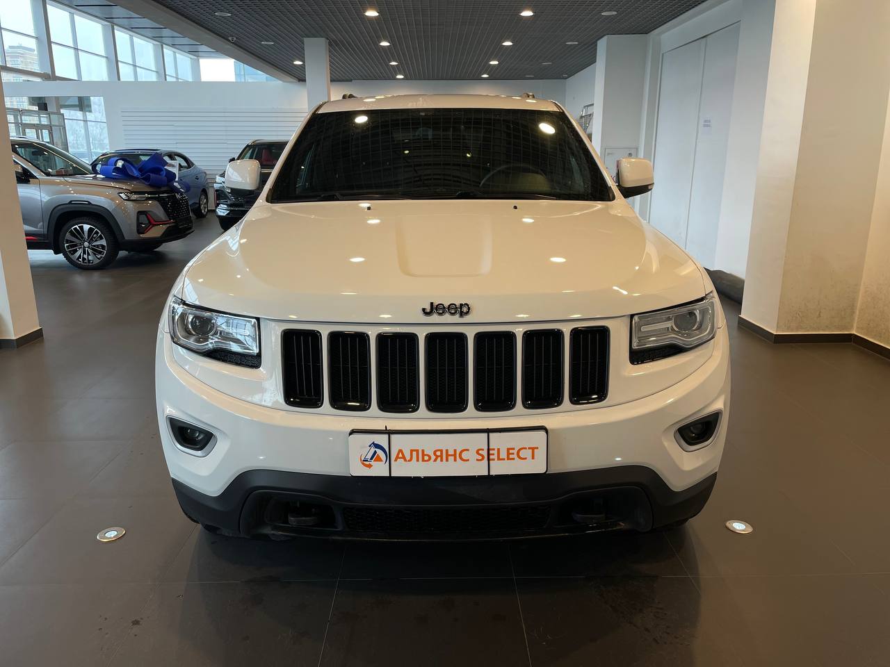 JEEP GRAND CHEROKEE