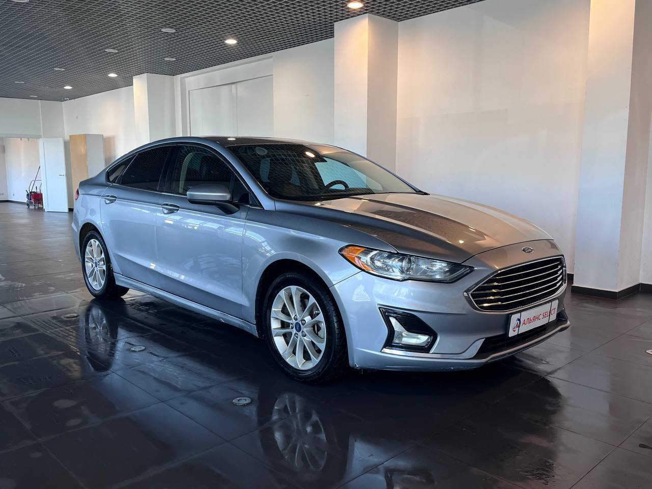 FORD FUSION