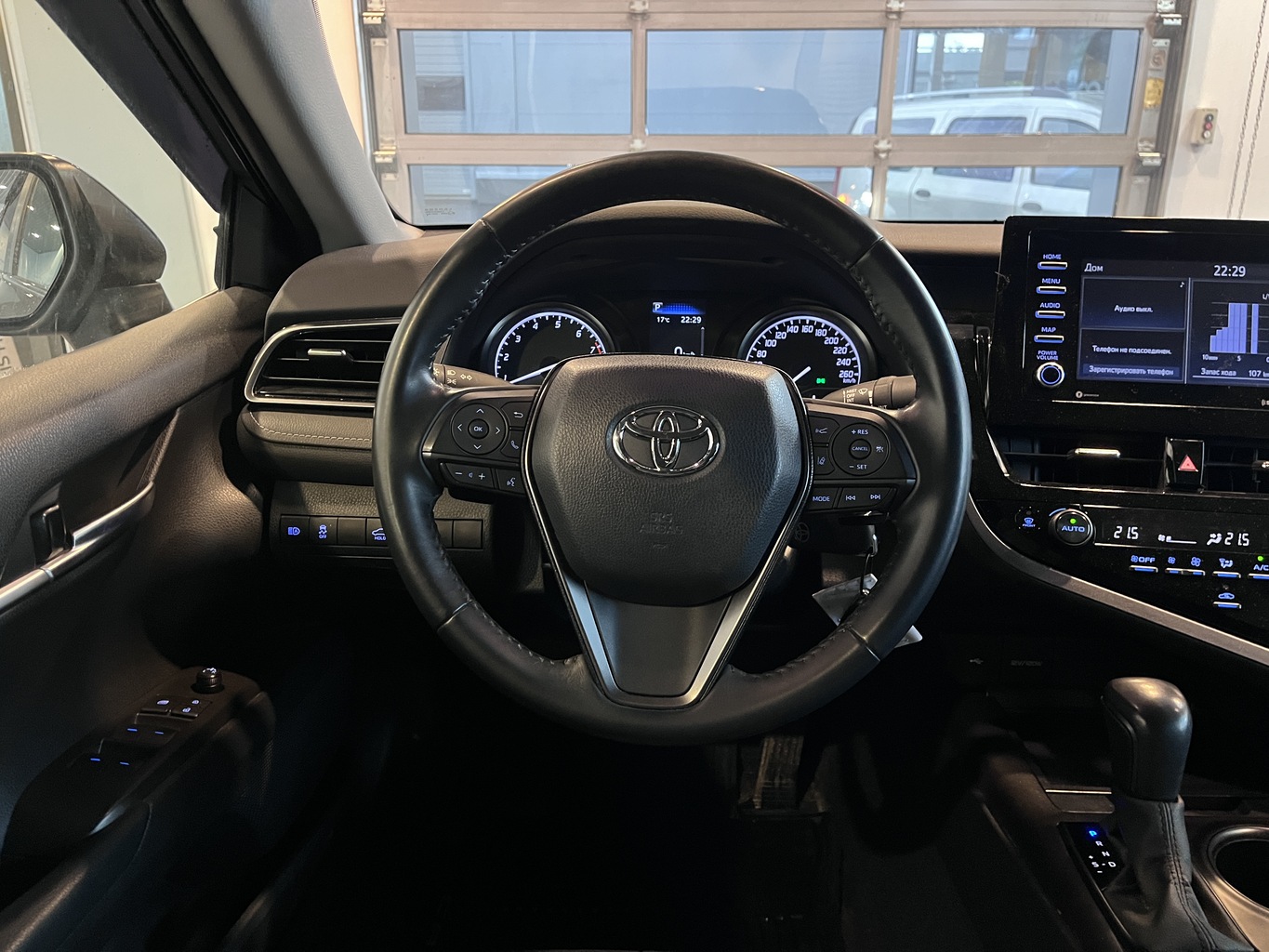 TOYOTA CAMRY