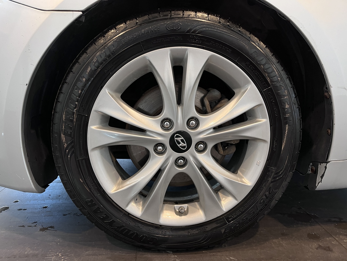 HYUNDAI SONATA