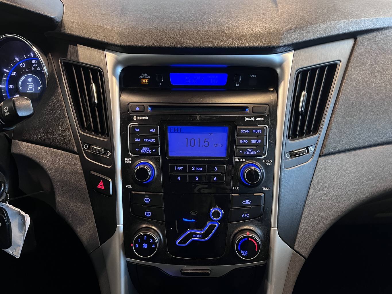 HYUNDAI SONATA