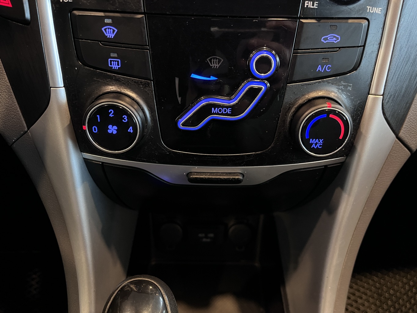 HYUNDAI SONATA