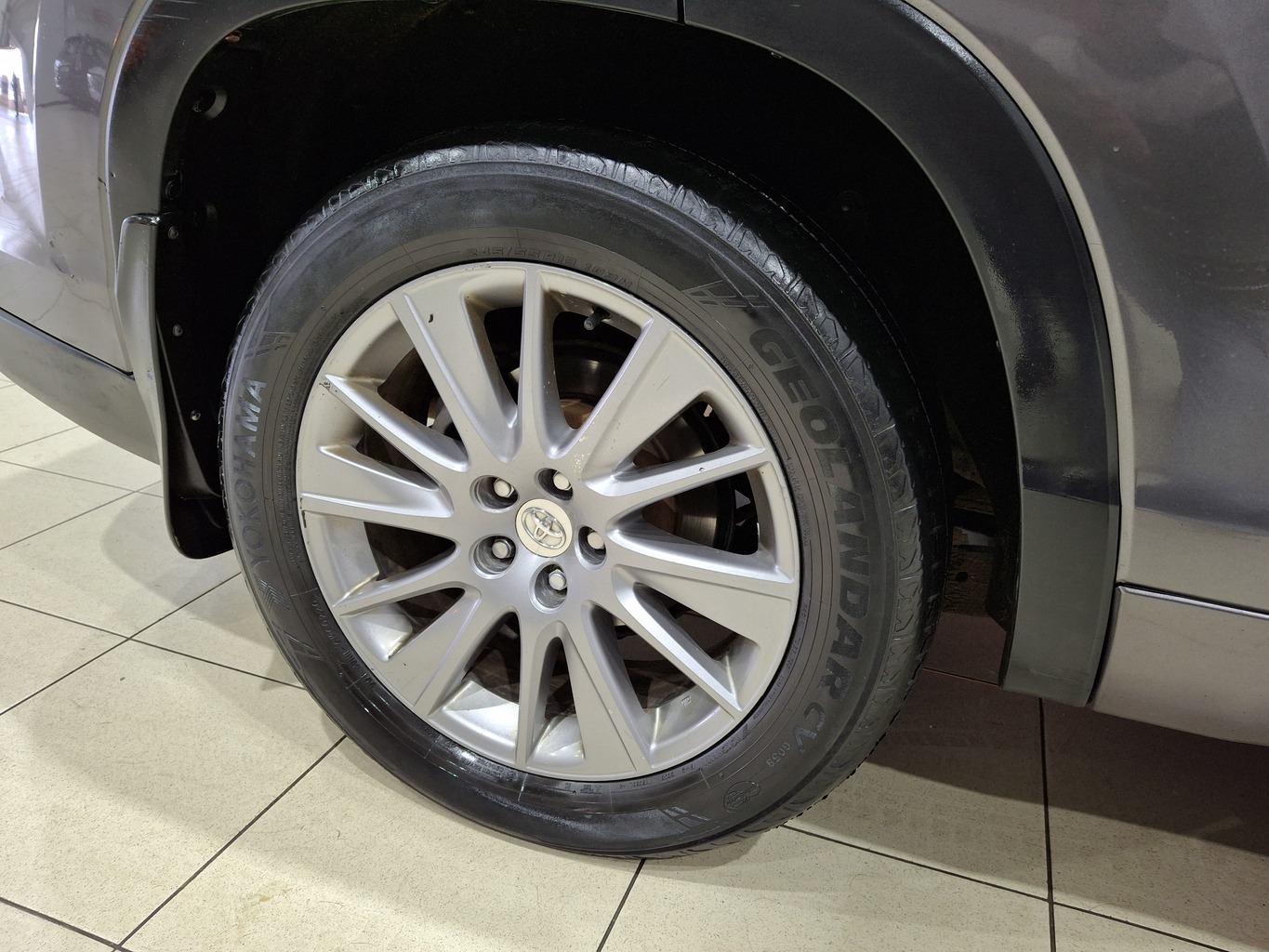 TOYOTA HIGHLANDER