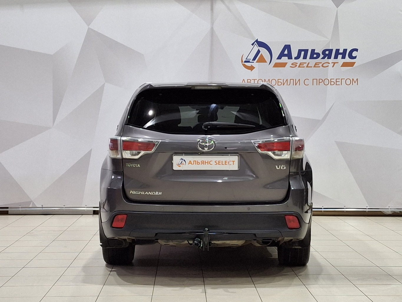 TOYOTA HIGHLANDER