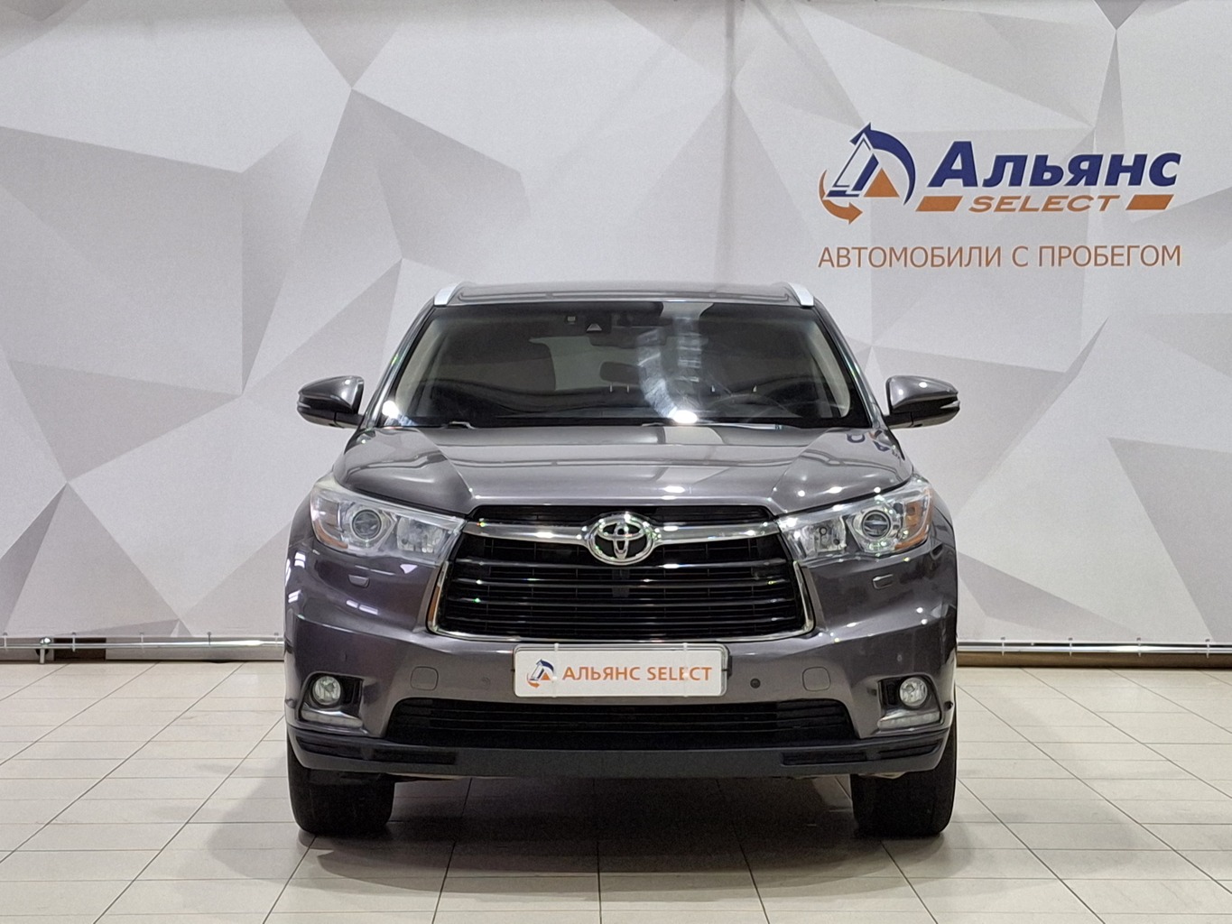 TOYOTA HIGHLANDER