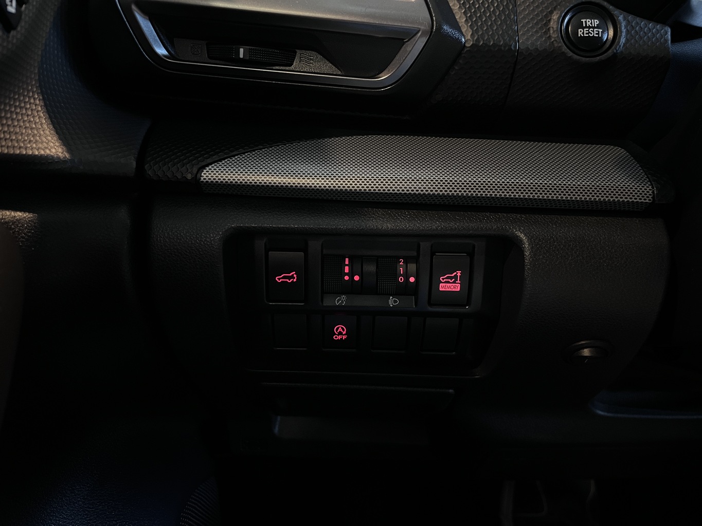 SUBARU FORESTER