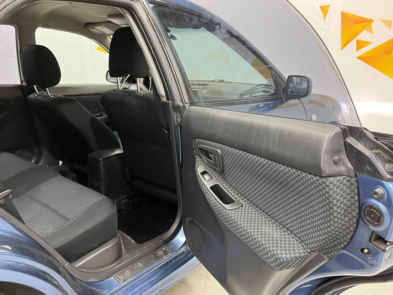 SUBARU IMPREZA