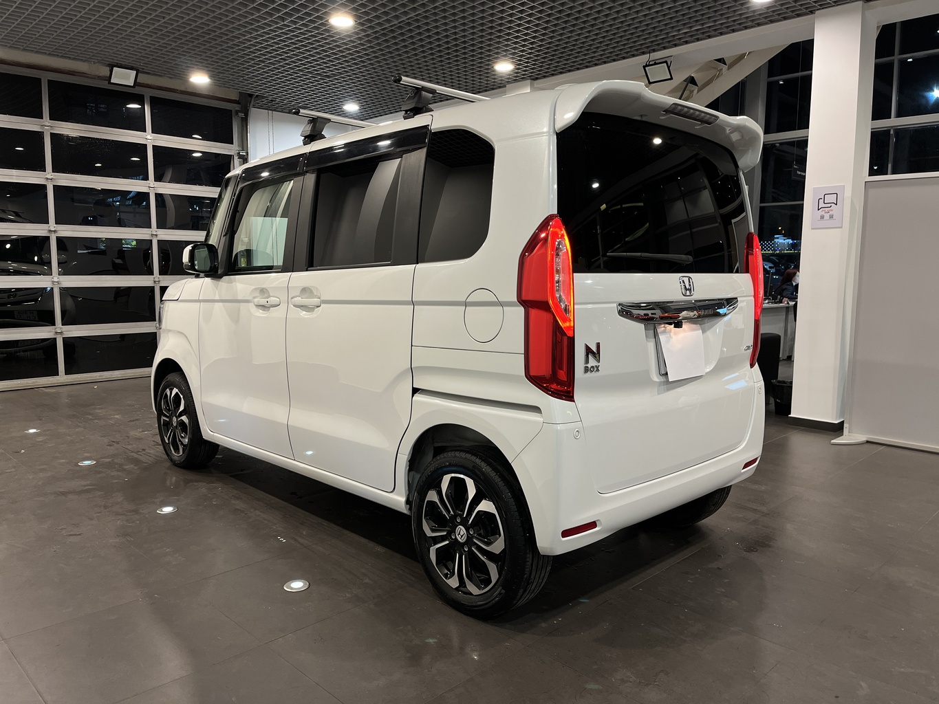 HONDA N-WGN