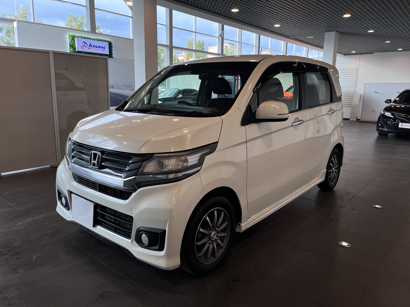 HONDA N-WGN