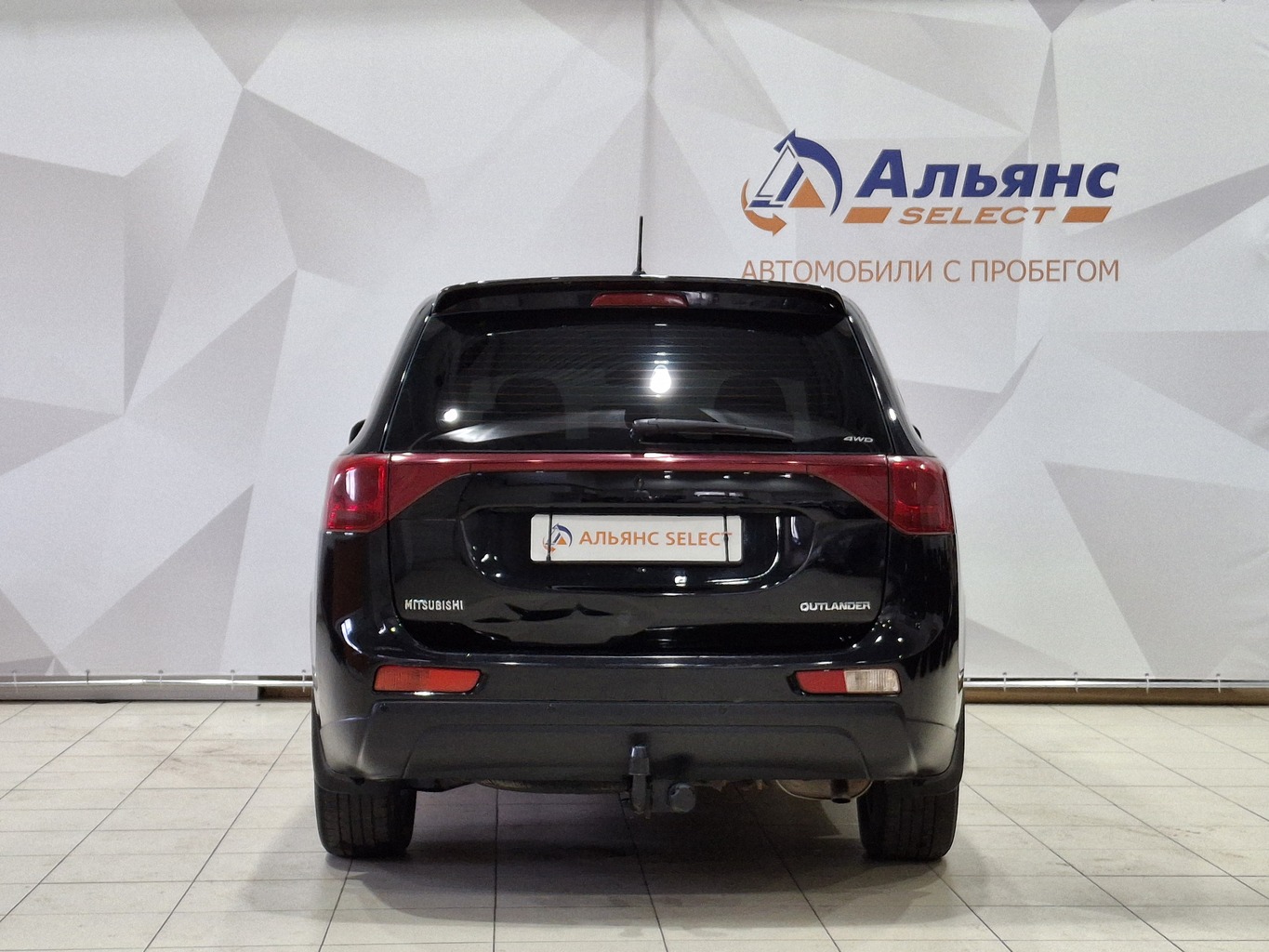 MITSUBISHI OUTLANDER