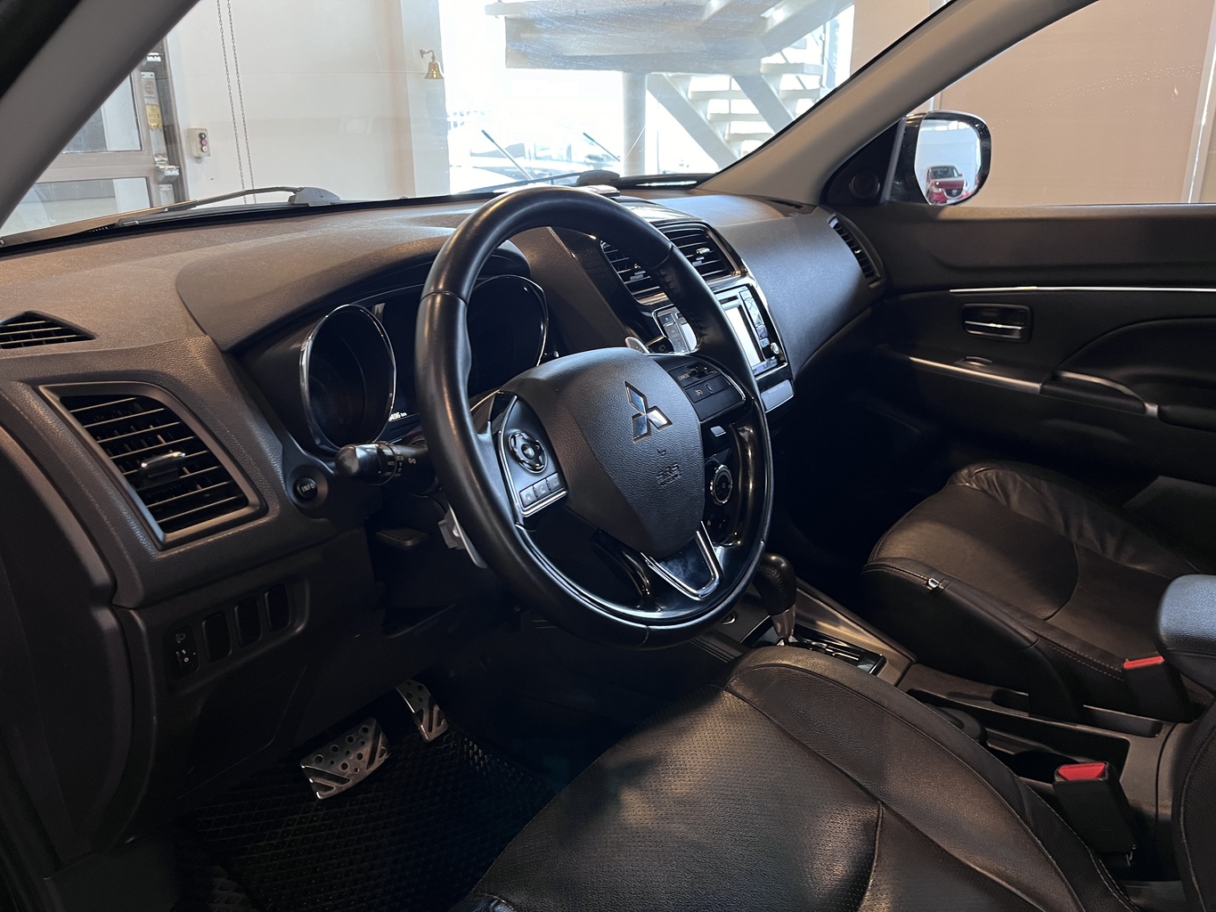 MITSUBISHI ASX