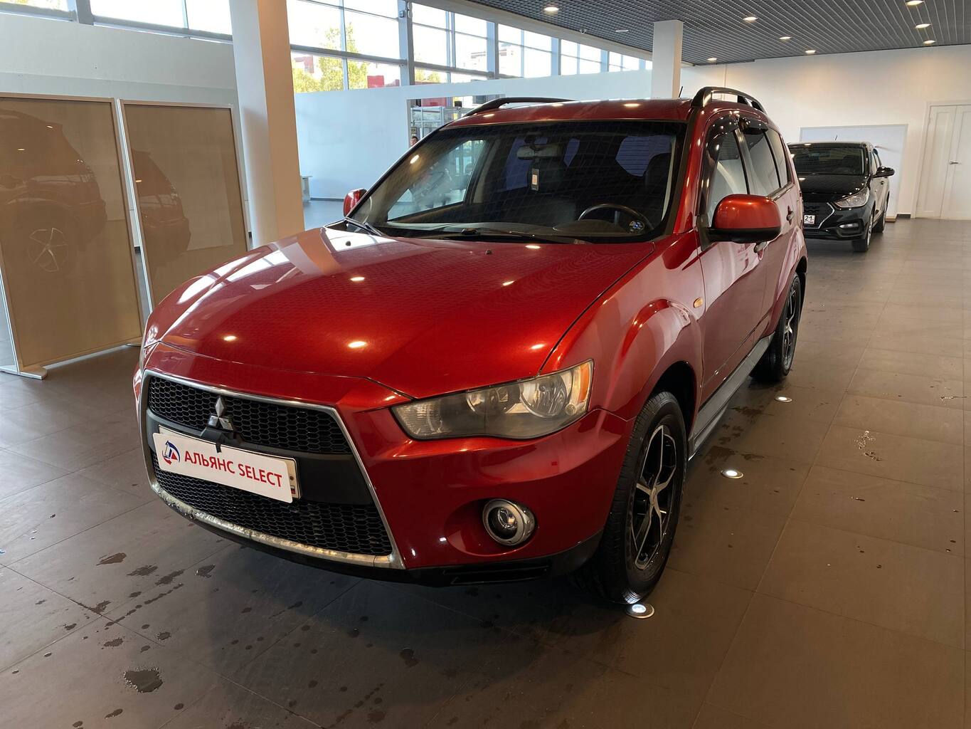 MITSUBISHI OUTLANDER