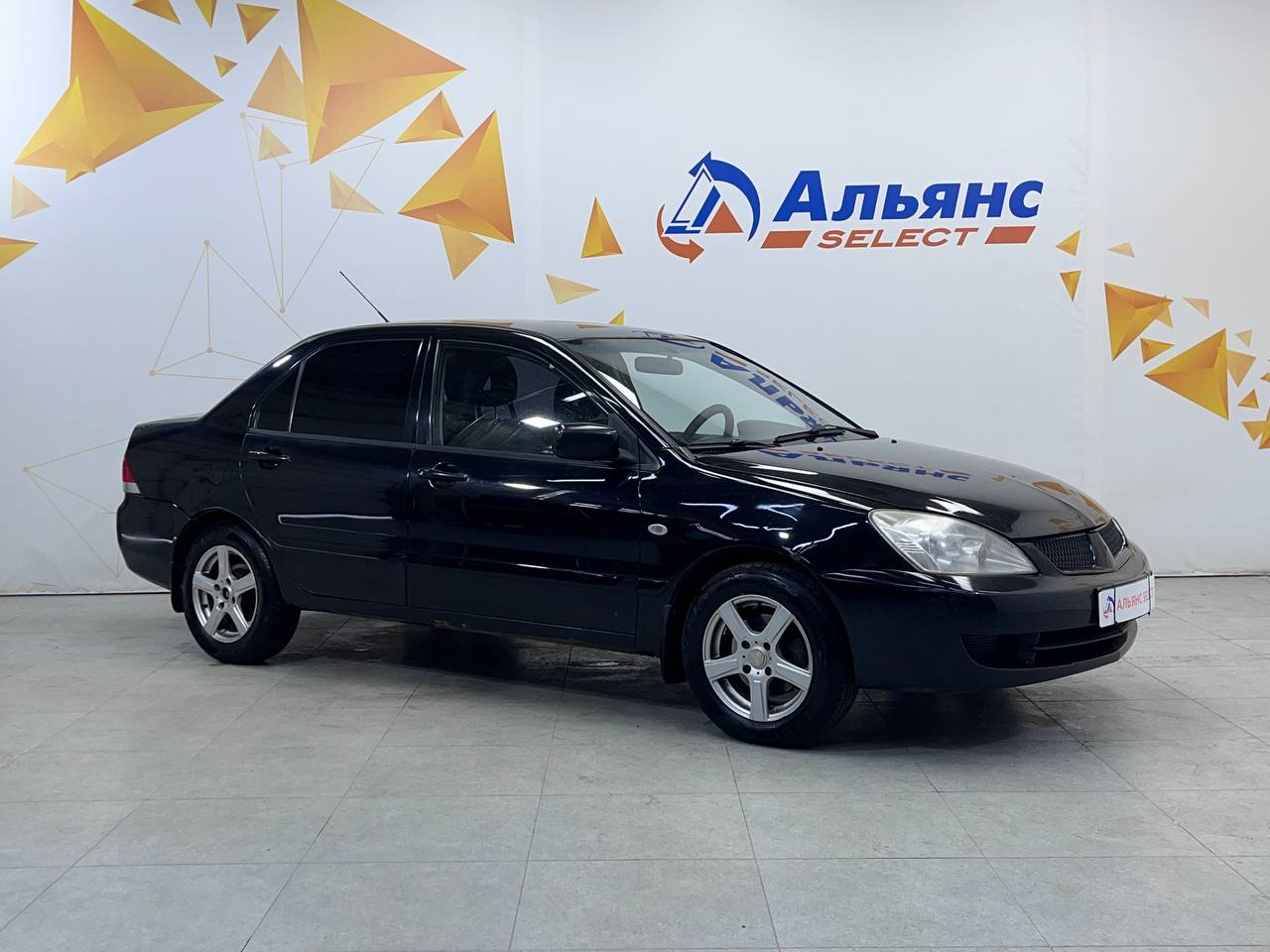 MITSUBISHI LANCER