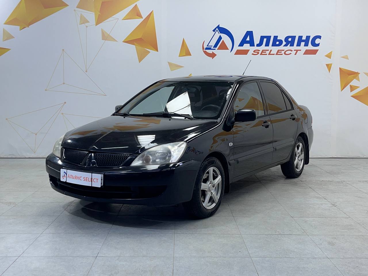 MITSUBISHI LANCER