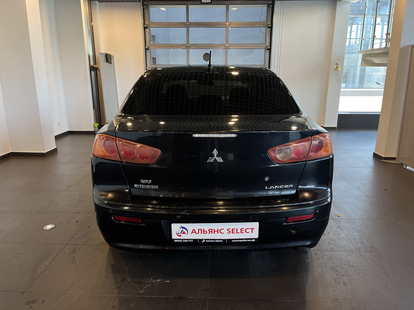 MITSUBISHI LANCER