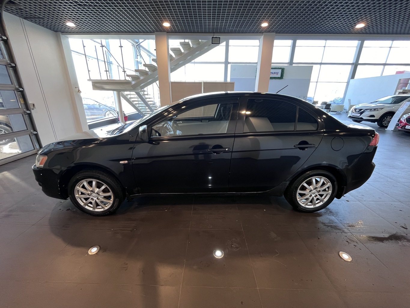 MITSUBISHI LANCER