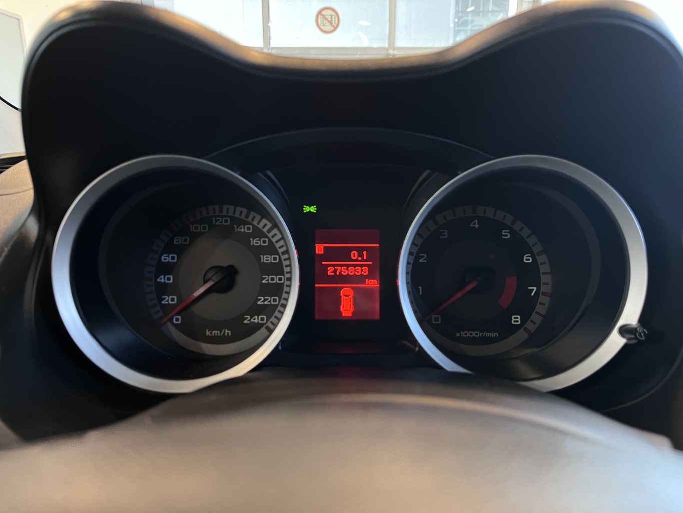 MITSUBISHI LANCER