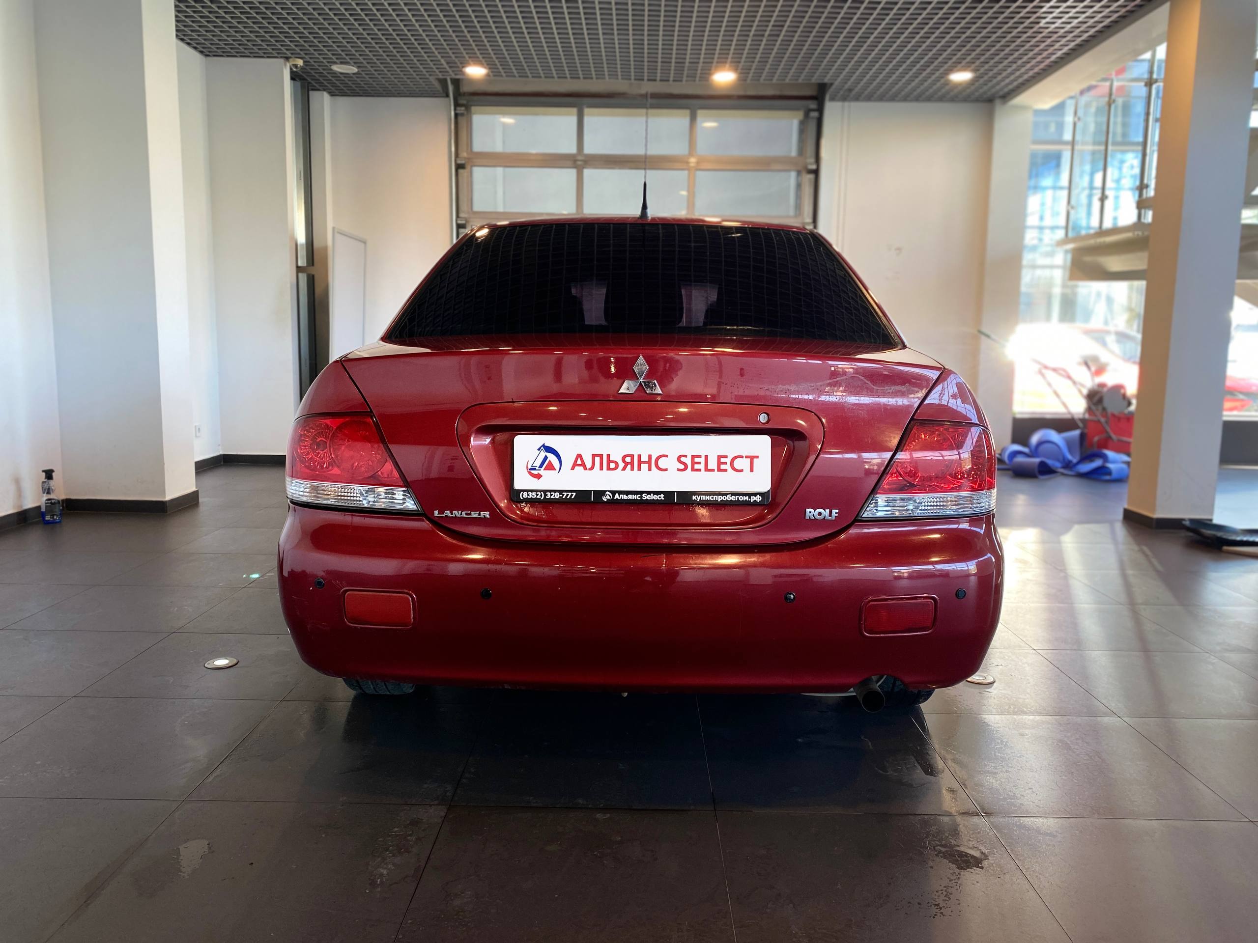 MITSUBISHI LANCER