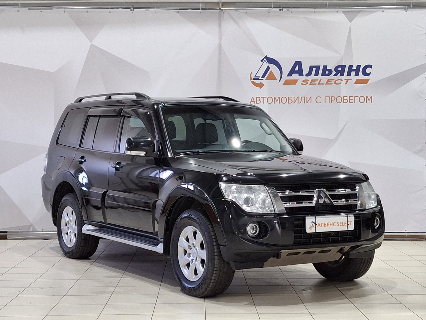 MITSUBISHI PAJERO