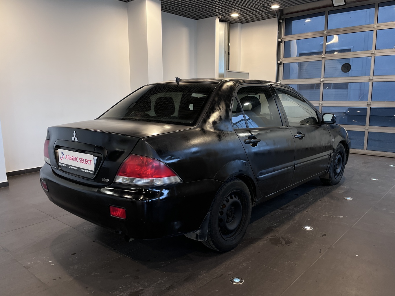 MITSUBISHI LANCER