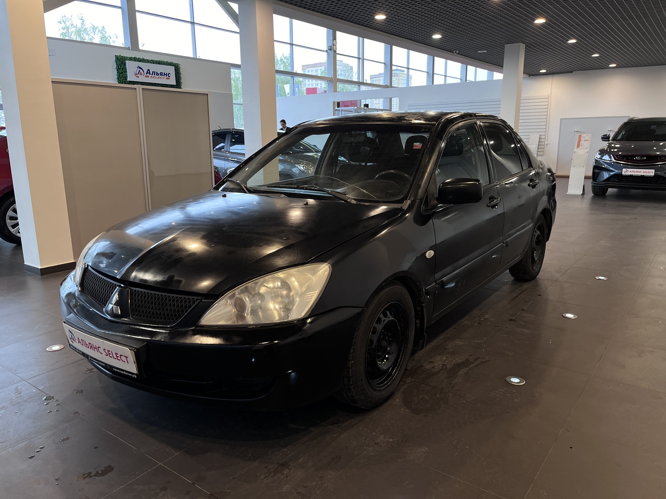 MITSUBISHI LANCER