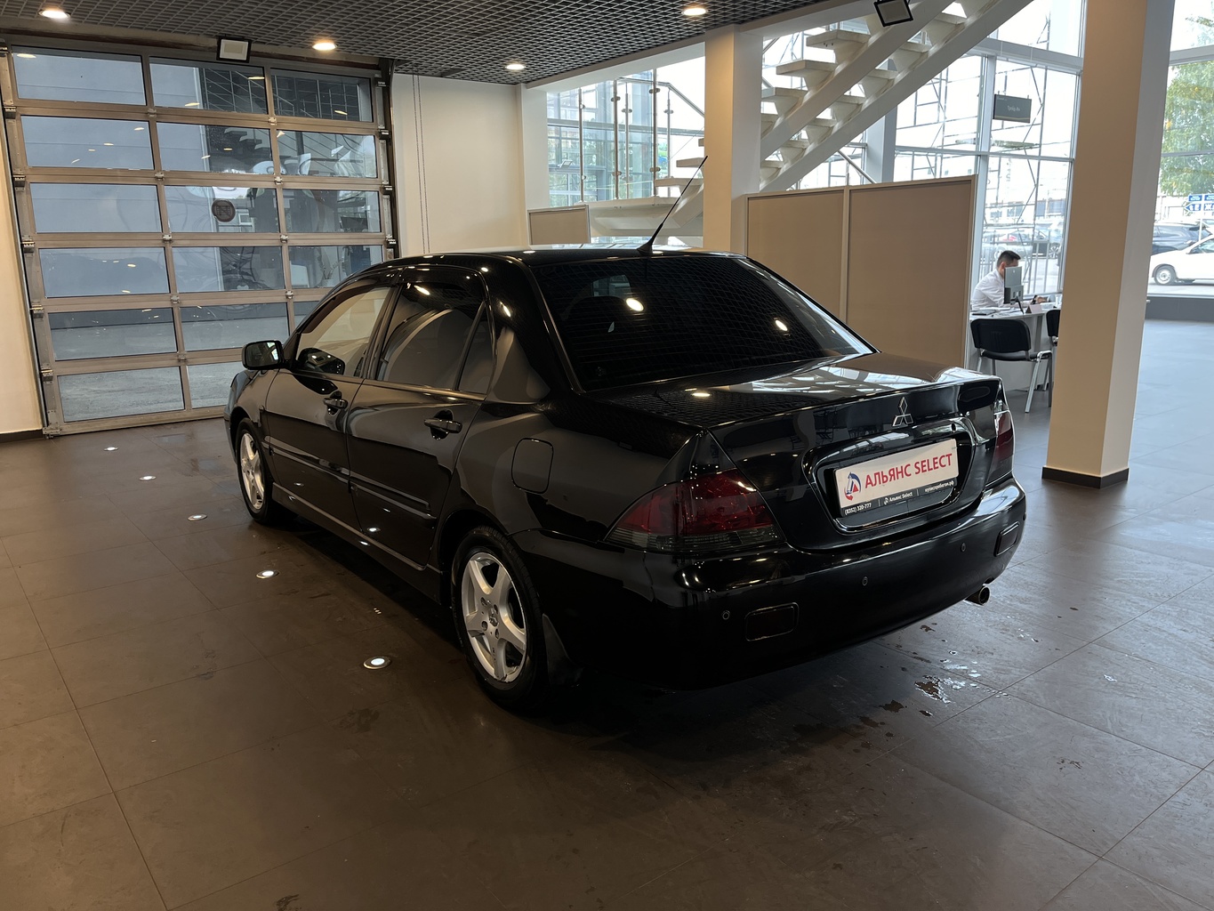MITSUBISHI LANCER