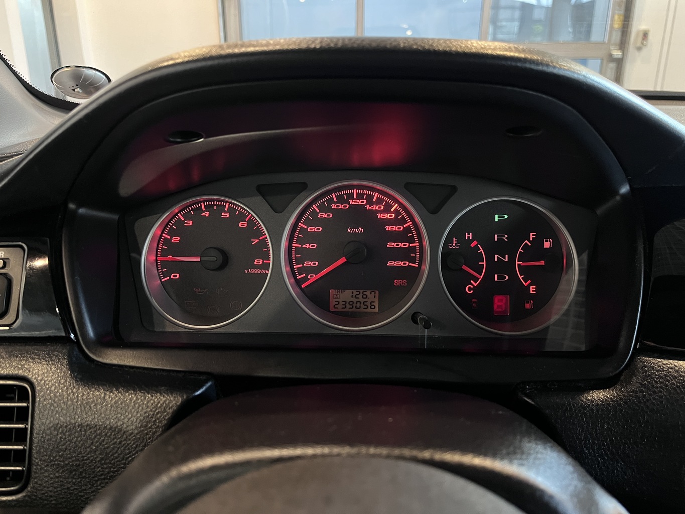 MITSUBISHI LANCER