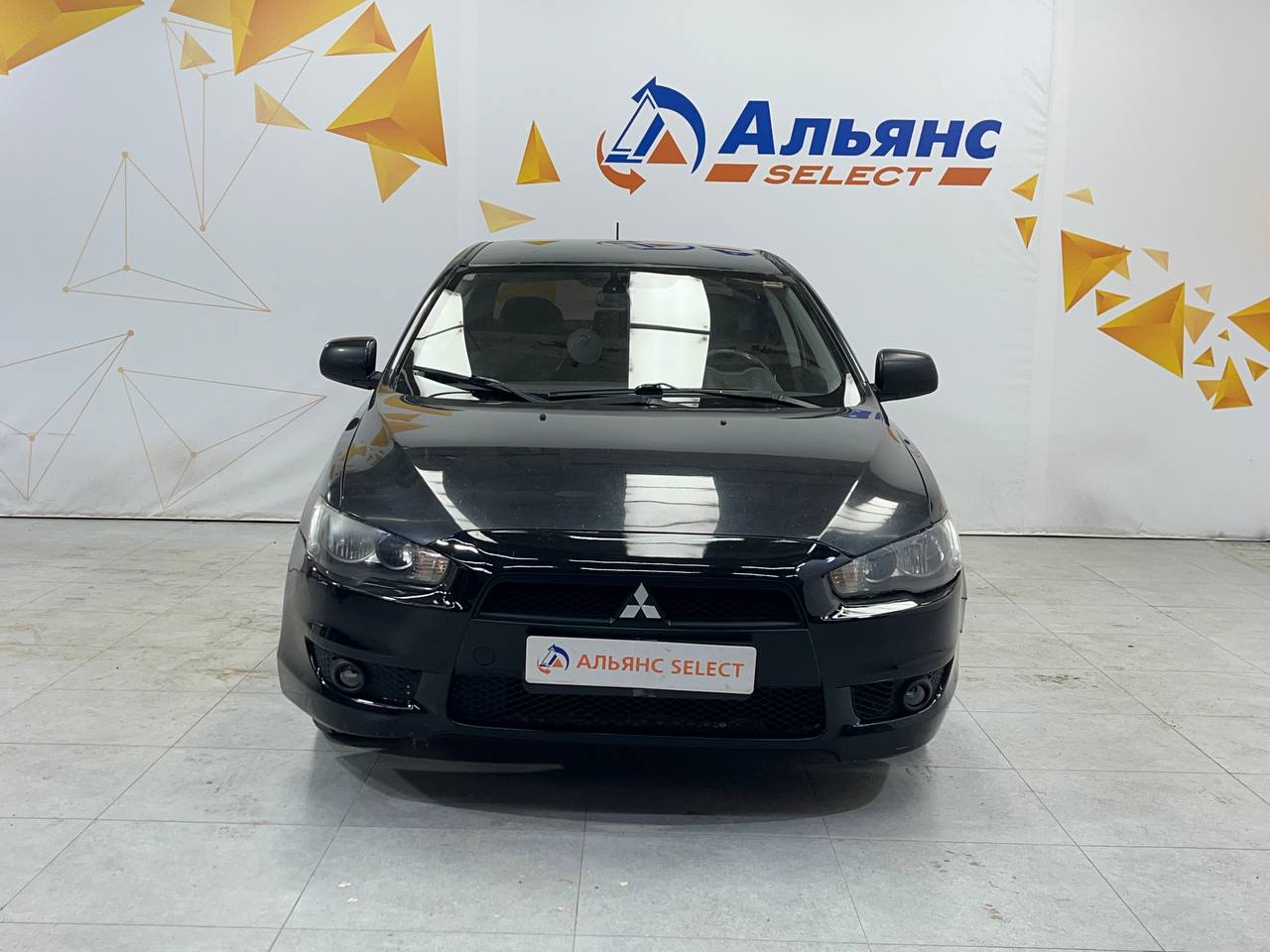 MITSUBISHI LANCER