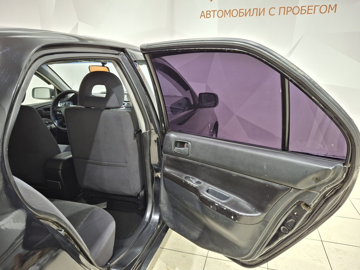 MITSUBISHI LANCER