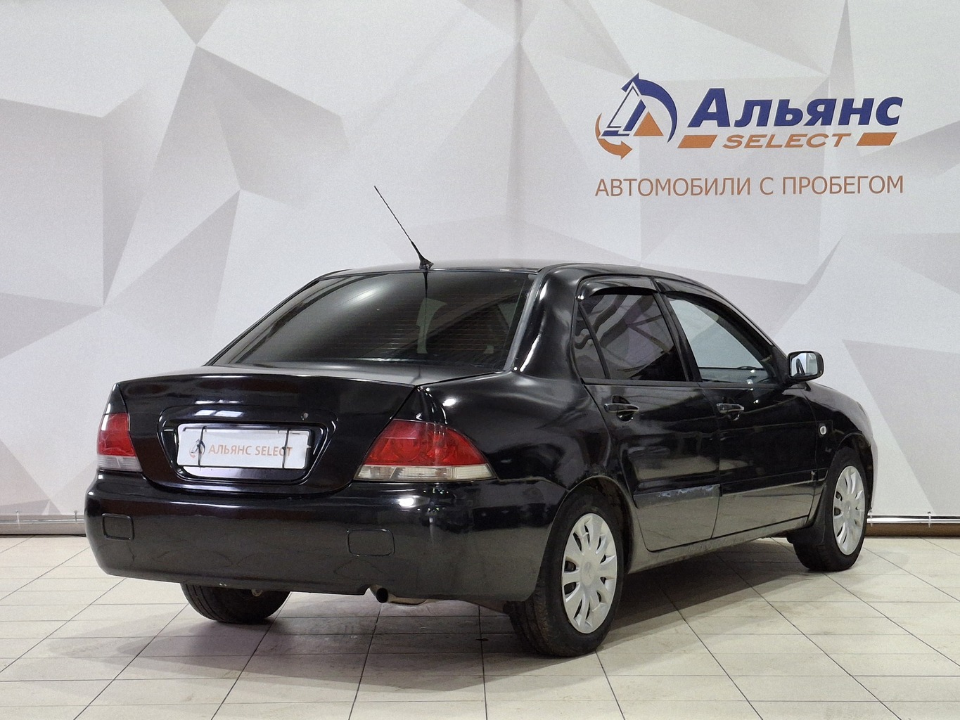 MITSUBISHI LANCER