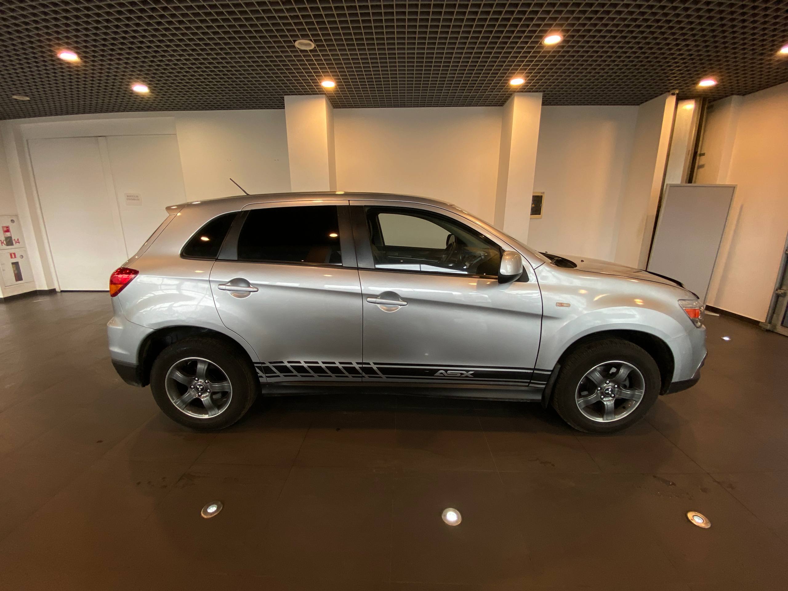 MITSUBISHI ASX