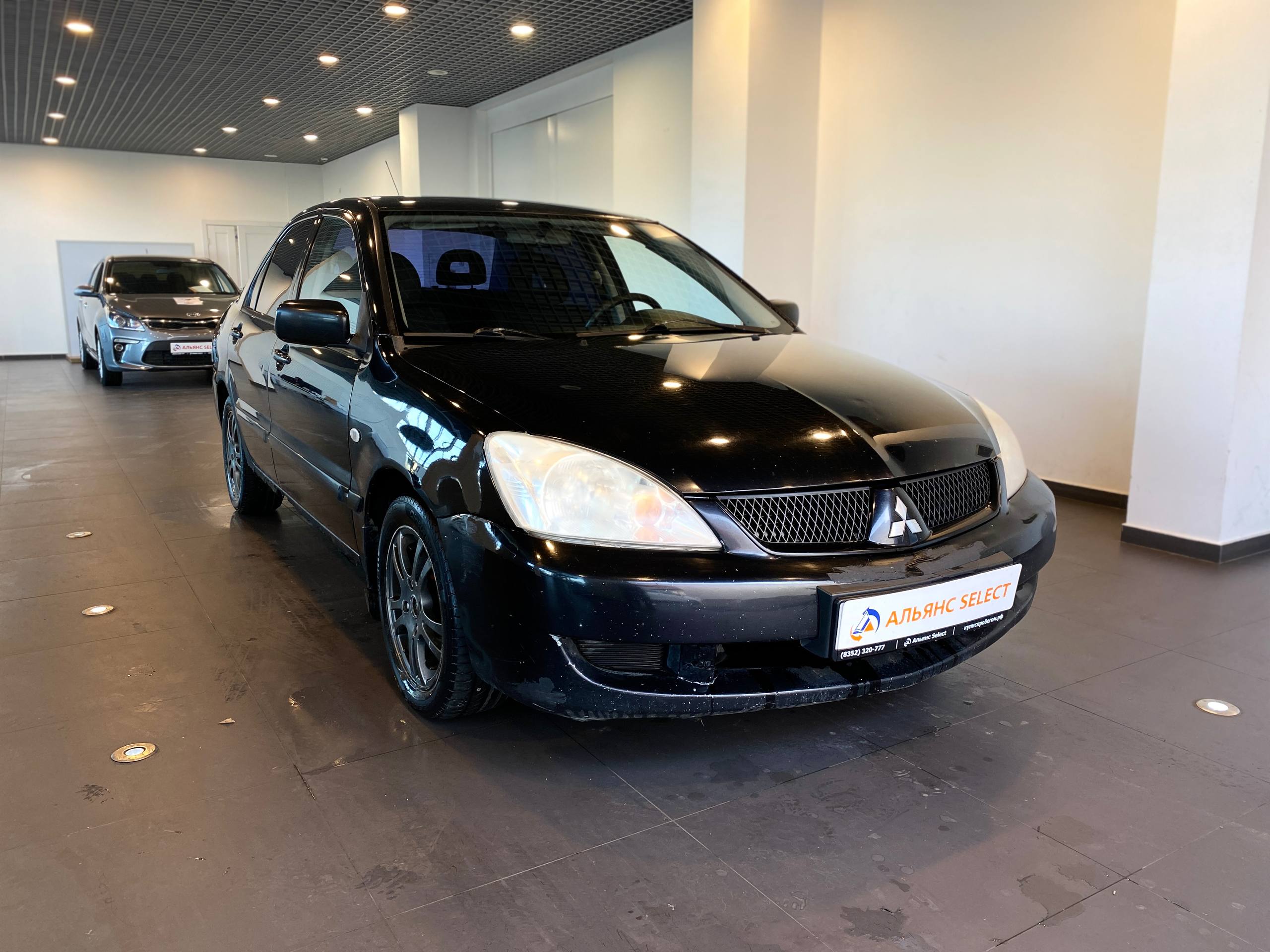 MITSUBISHI LANCER