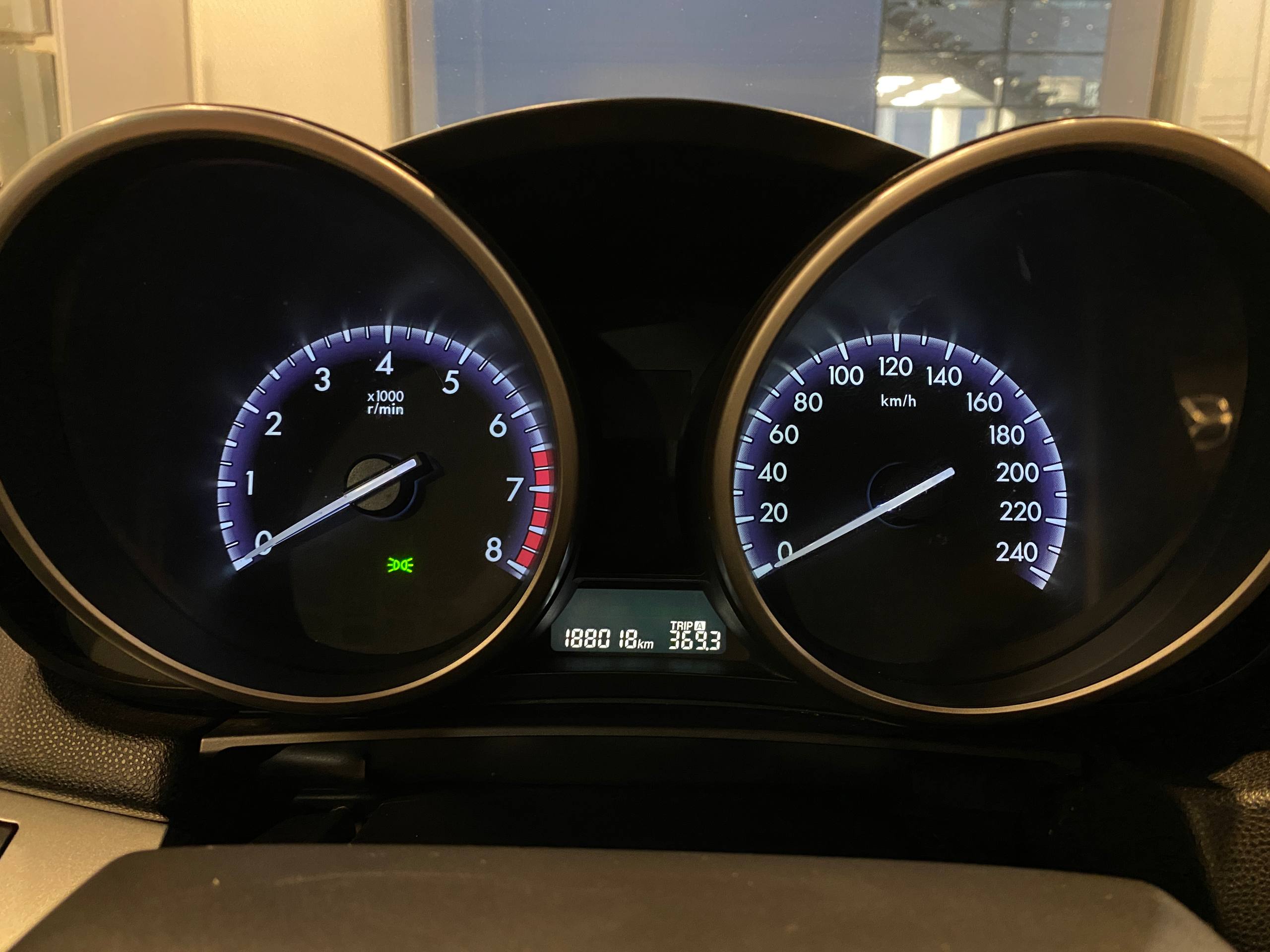 MAZDA 3