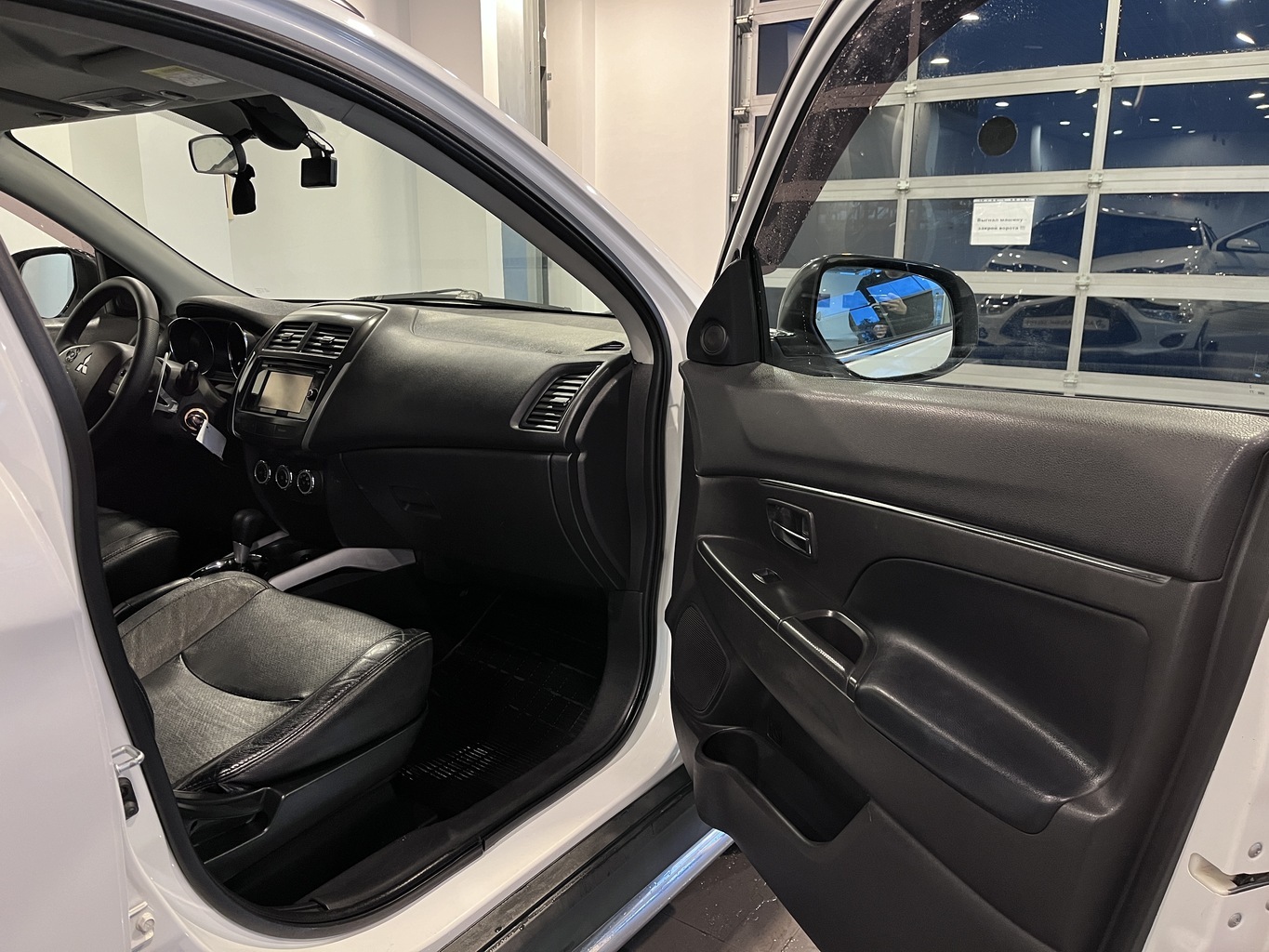 MITSUBISHI ASX