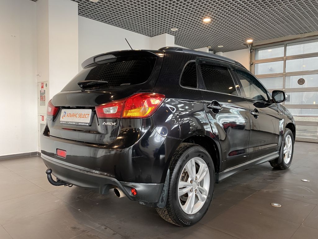 MITSUBISHI ASX