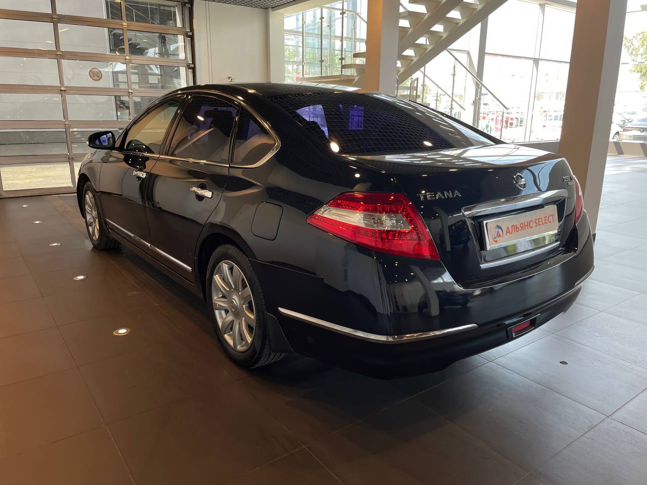 NISSAN TEANA