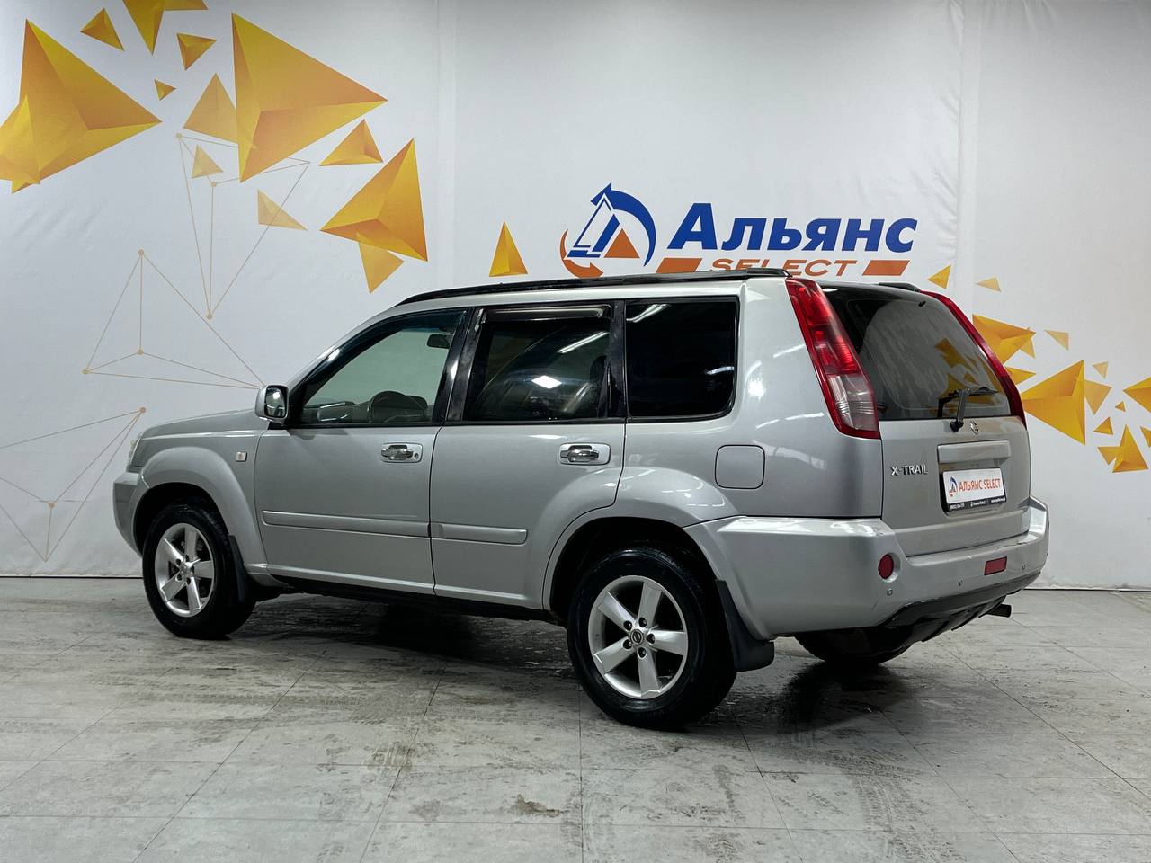 NISSAN X-TRAIL