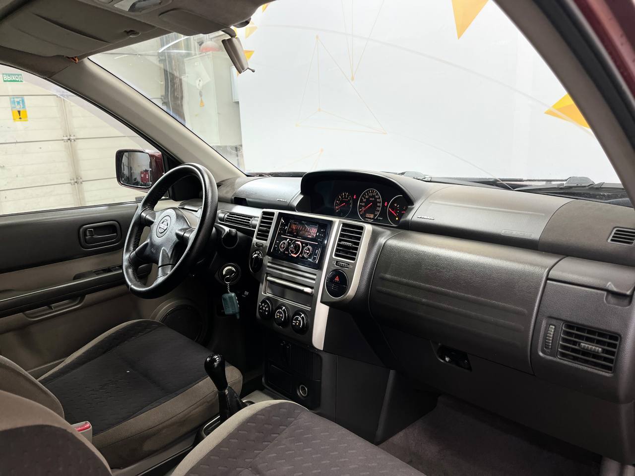 NISSAN X-TRAIL