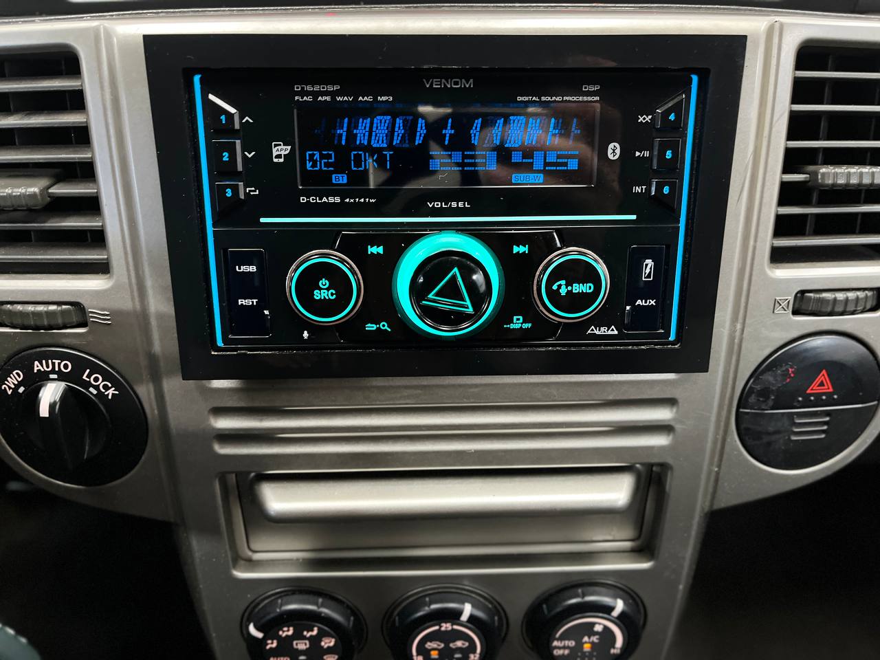 NISSAN X-TRAIL
