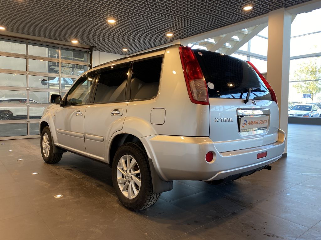 NISSAN X-TRAIL