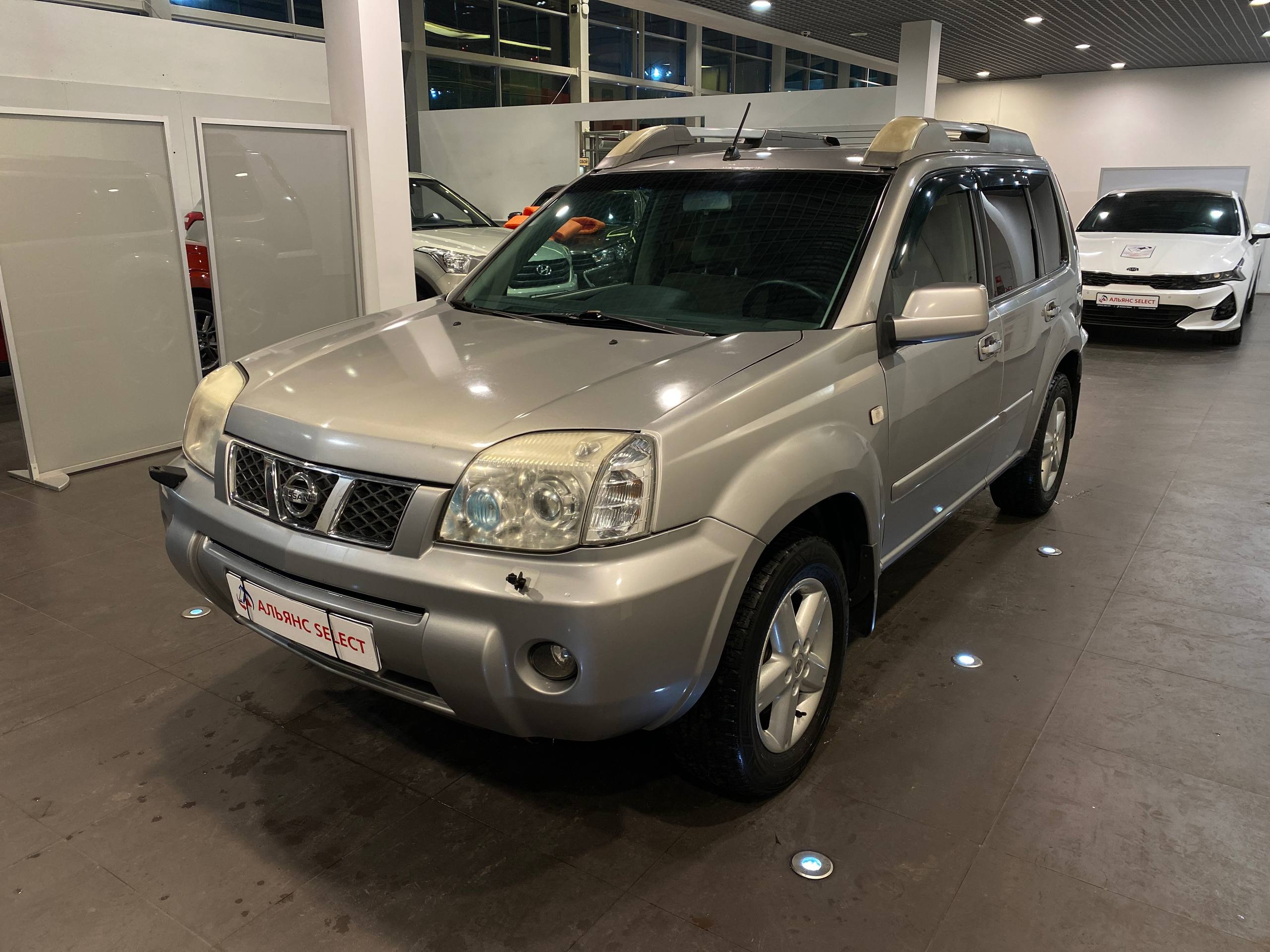 NISSAN X-TRAIL