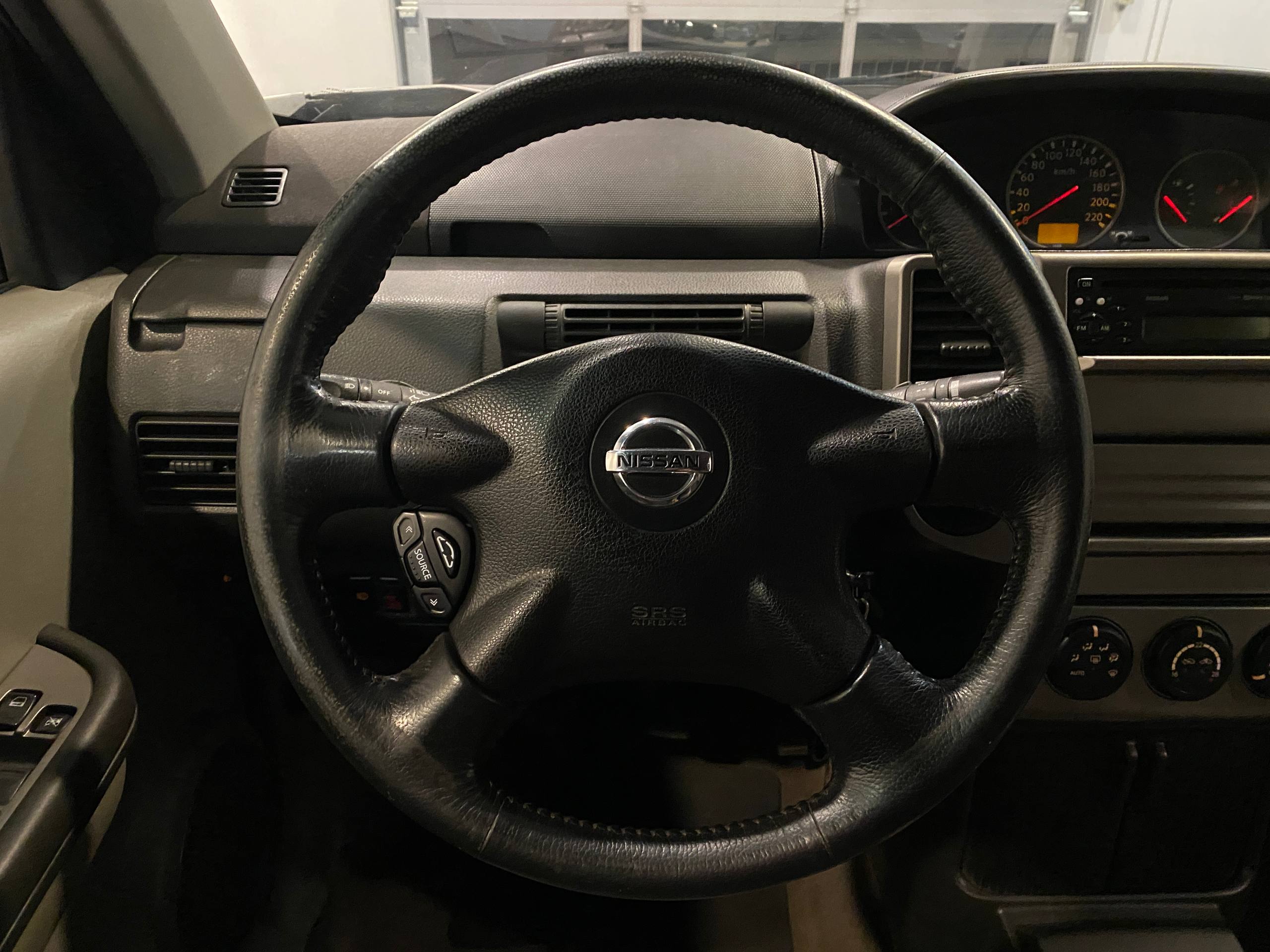 NISSAN X-TRAIL