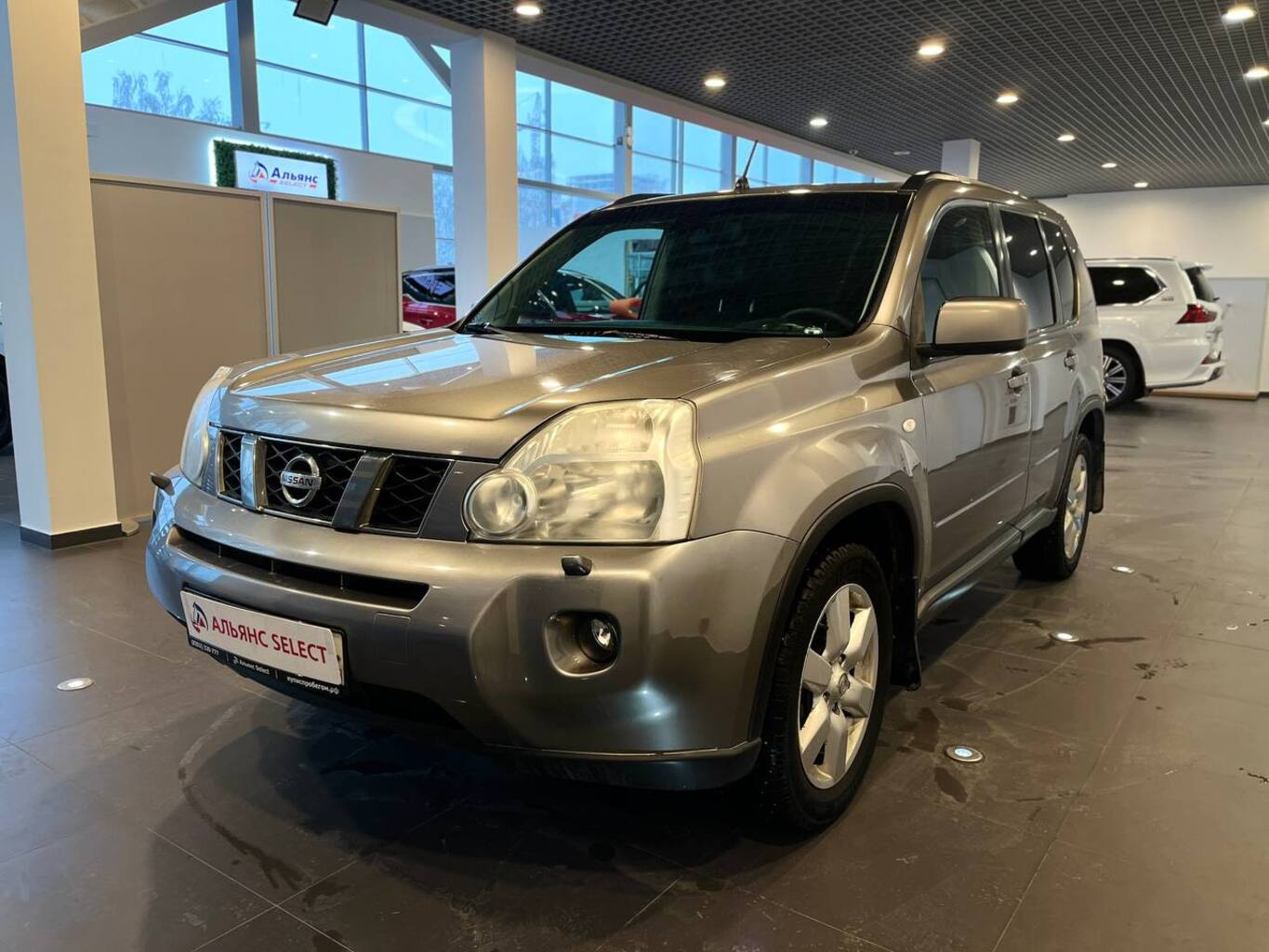 NISSAN X-TRAIL